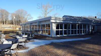 Lake View Restaurant & Bar