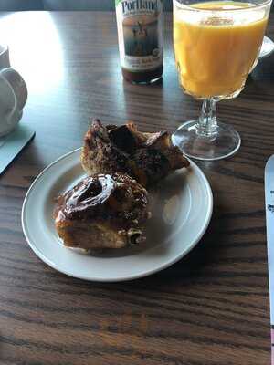 Adobe Restaurant And Lounge