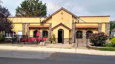 Los Gemelos Family Restaurant