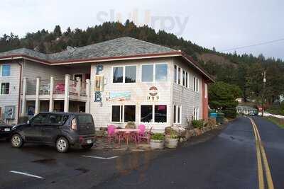 Yachats Underground Pub And Grub