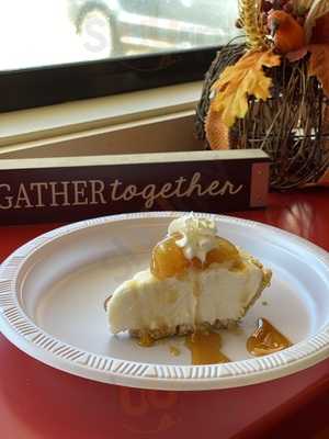 Sweet Cheeks Frozen Yogurt Shoppe