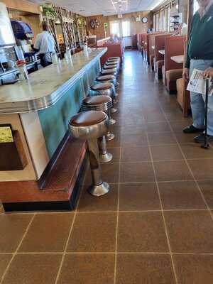 R & S Keystone Diner