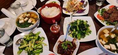 Four Sisters Restaurant