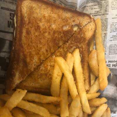 Middle Of Nowhere Diner