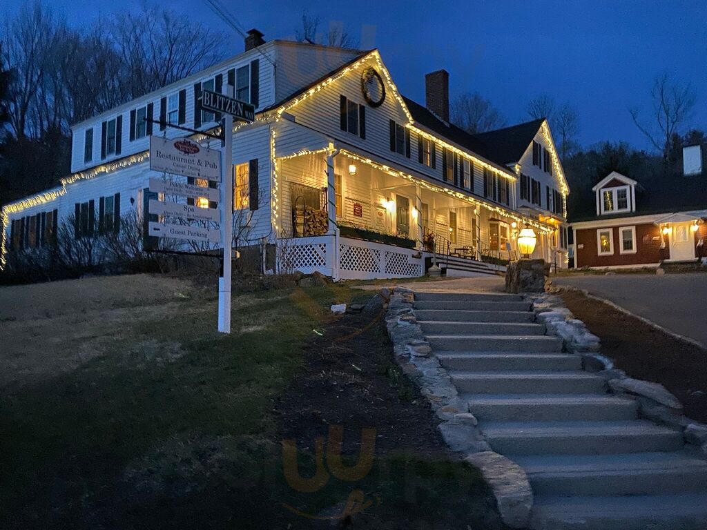 Christmas Farm Inn