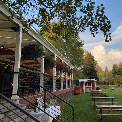 Calico Restaurant And Bar