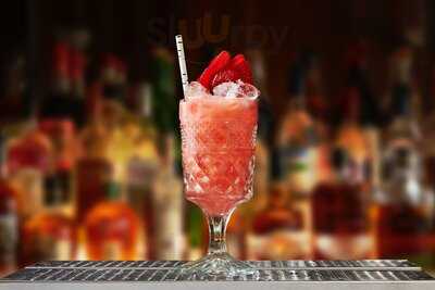 Western Bar, Supper Club & Inn