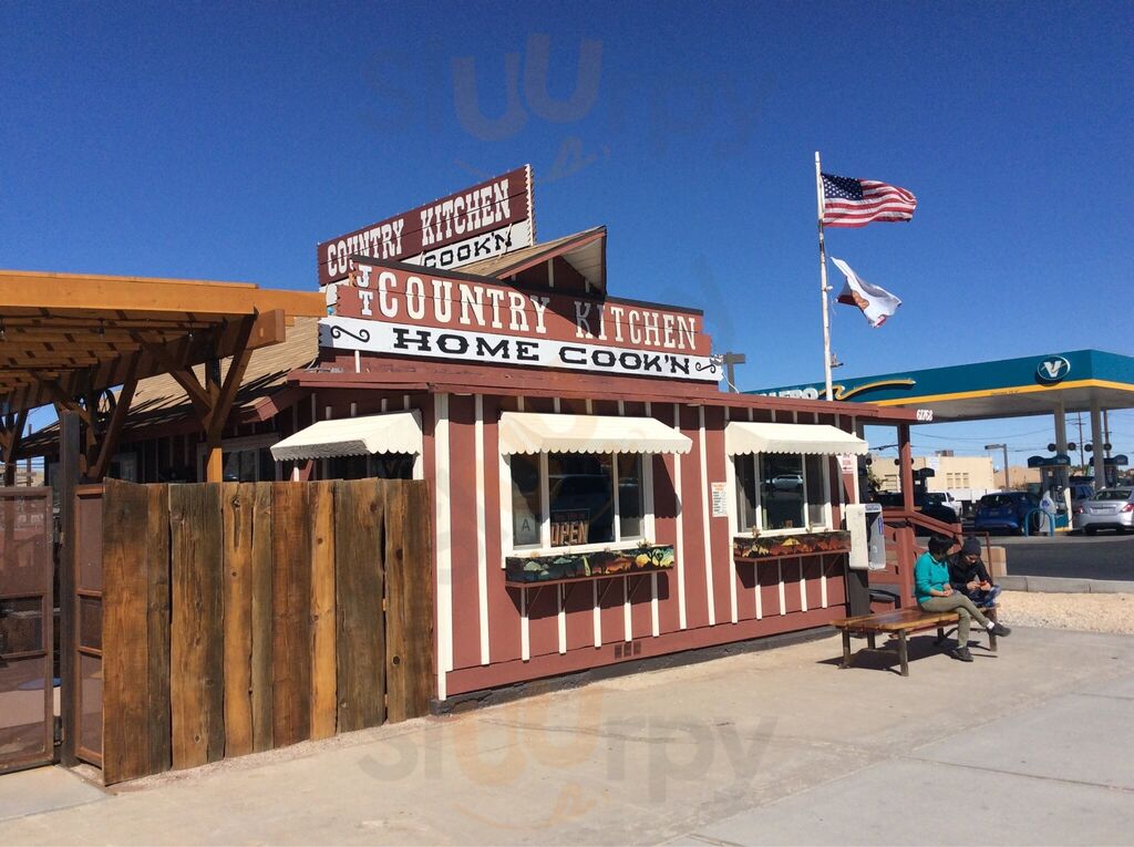 Country Kitchen