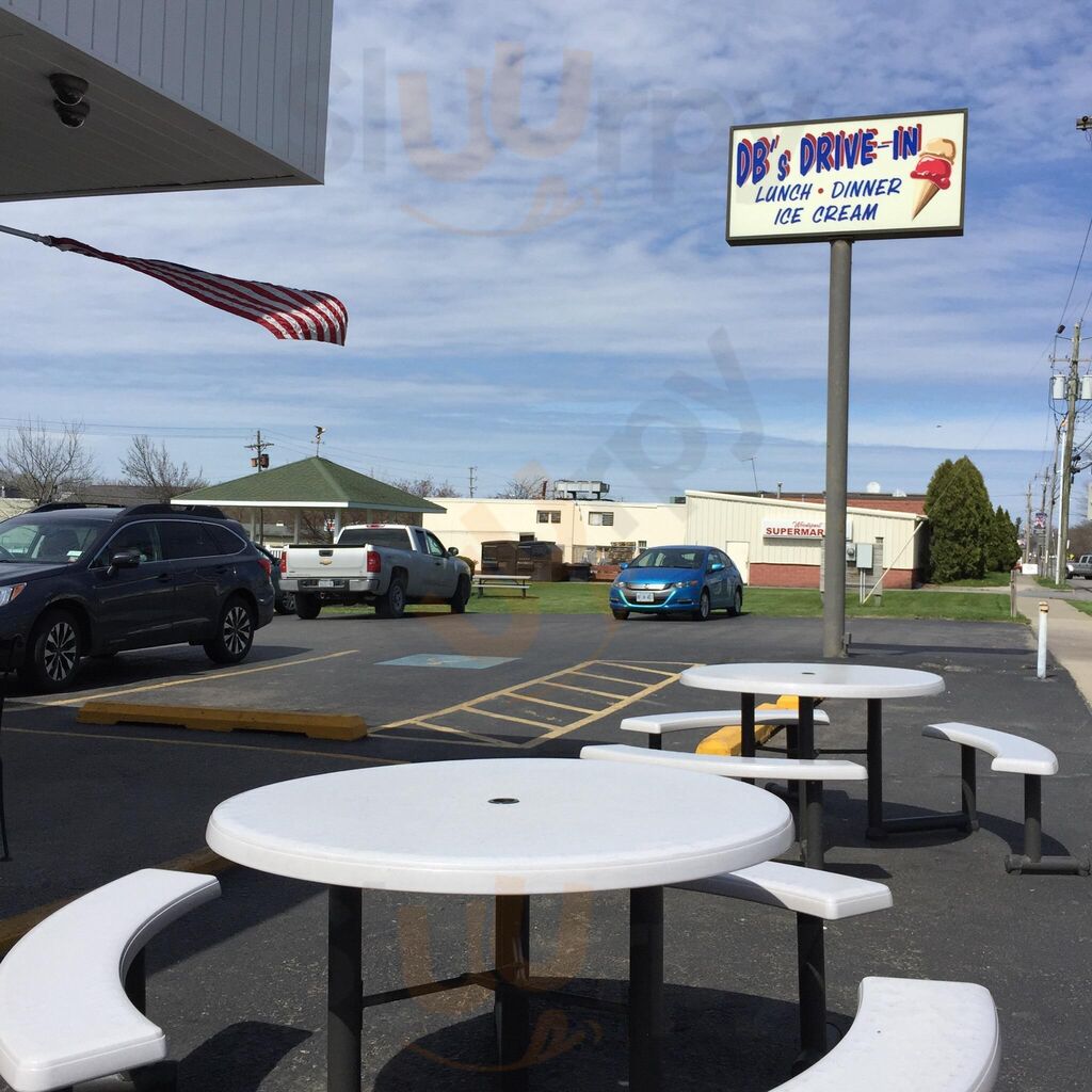 D B's Drive In