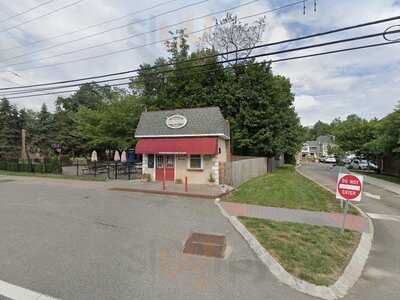 Sundaes Ice Cream Parlor