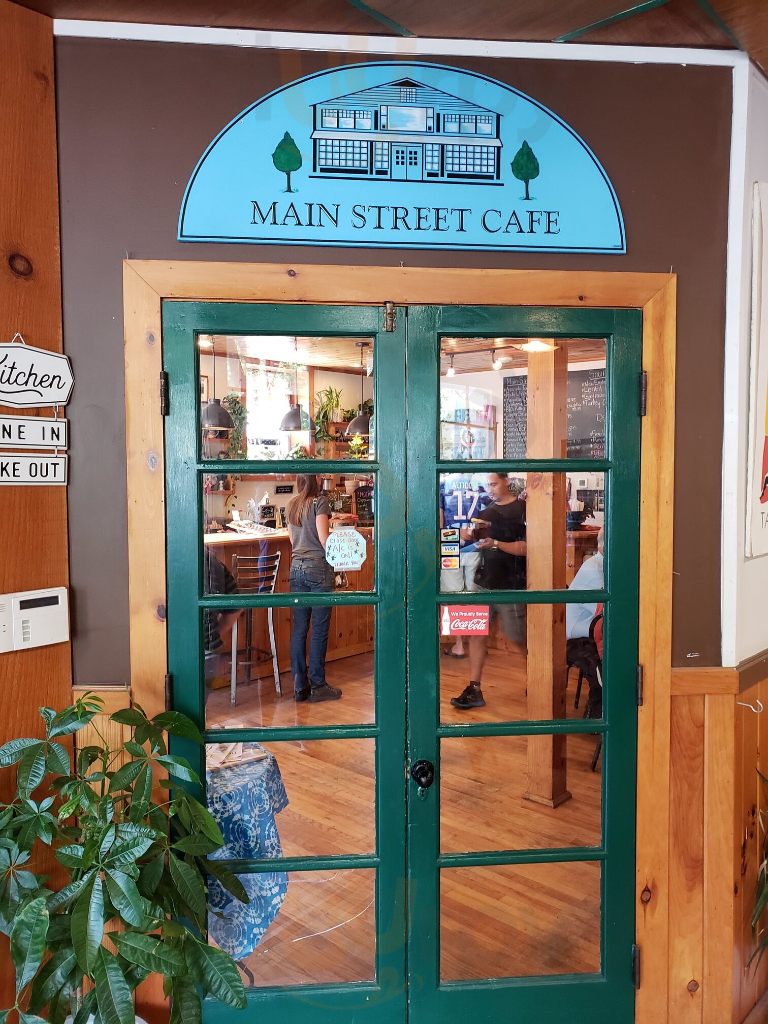 Main Street Cafe