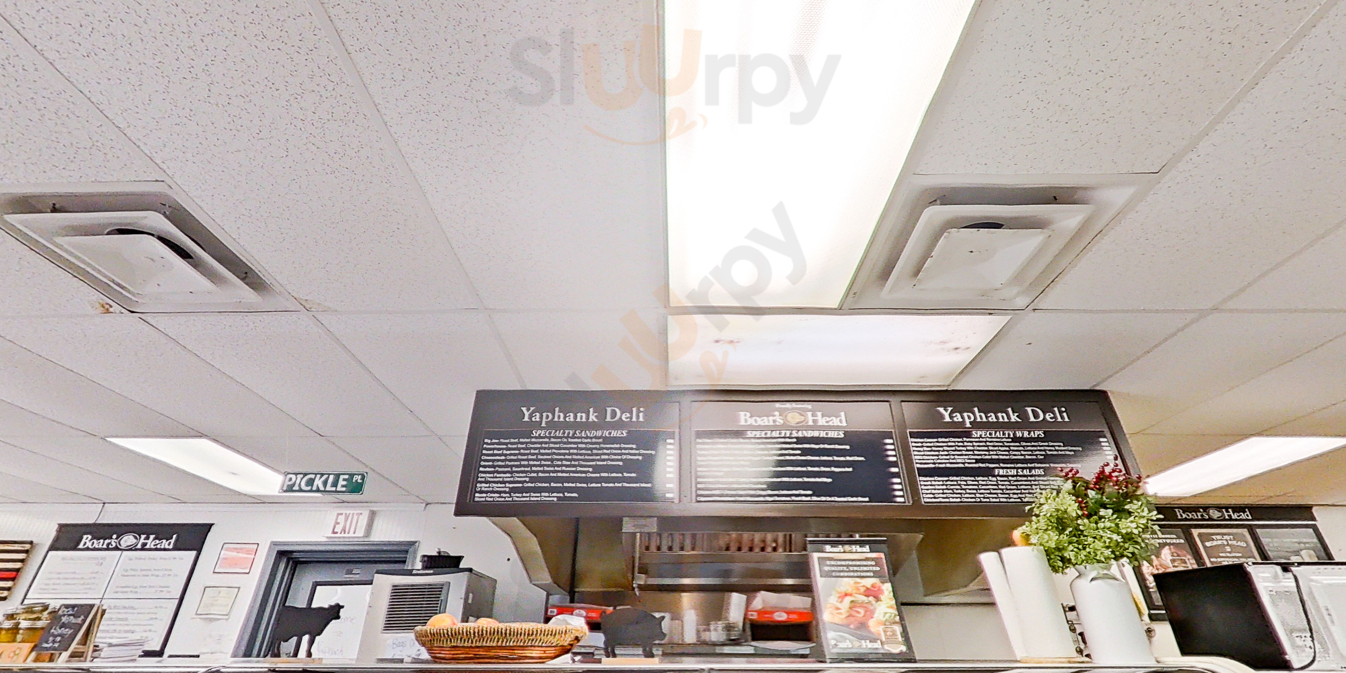 Yaphank Deli