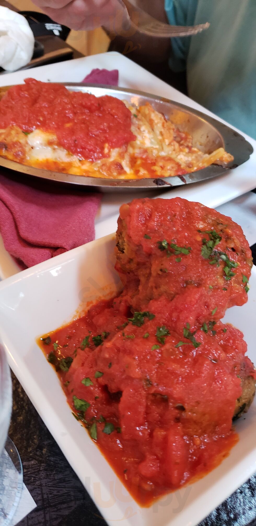 Vasta's Bistro And Pizzeria