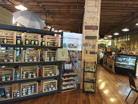 The Roost Deli & Market