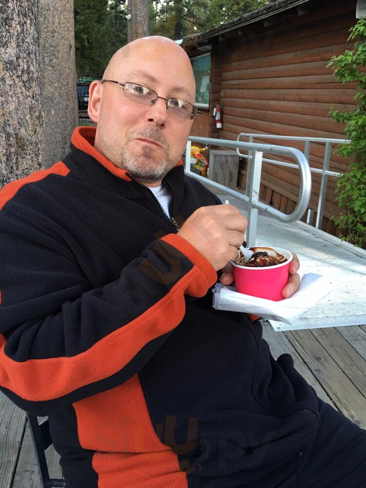 Mourelatos Cable Car Ice Cream