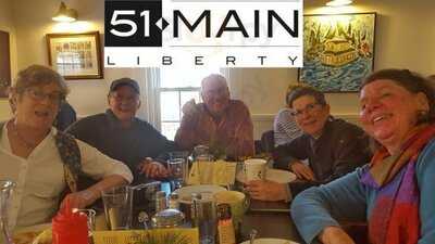 51 Main Restaurant And Bar