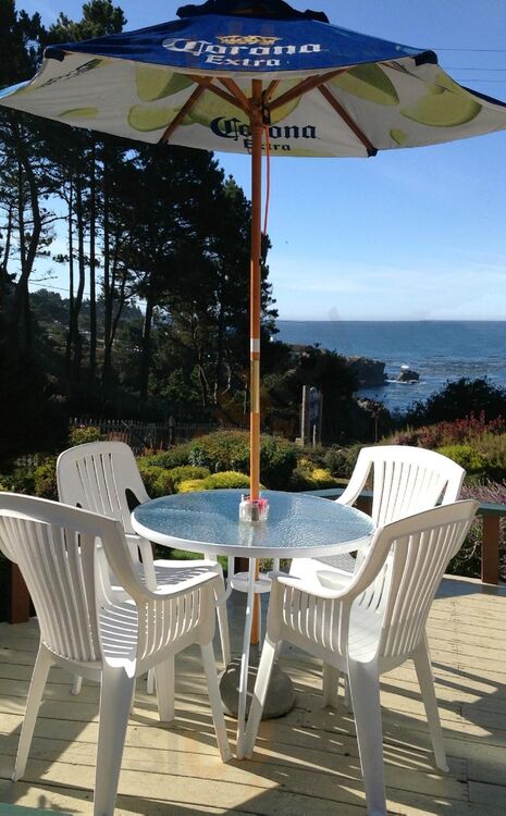 Ocean Cove Lodge Bar And Grill