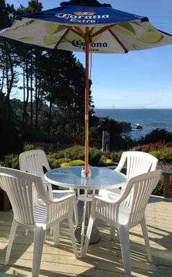 Ocean Cove Lodge Bar And Grill