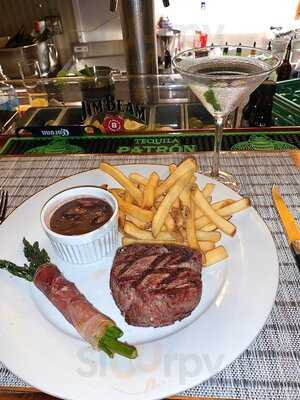 Pope's Tavern At The Oxford Inn