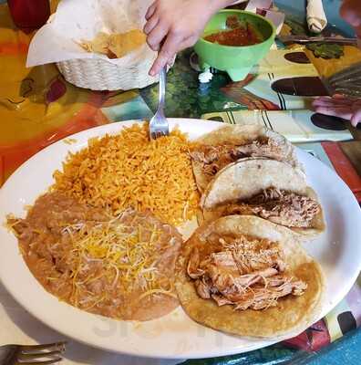 Nina's Taqueria