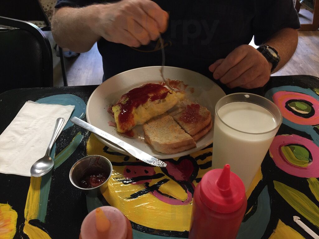 Simply Autumn Cafe And Restaurant