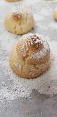 Motta's Pastry & Bake Shop Incorporated