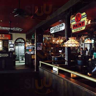 Cabbage Shed And Waterfront Pub