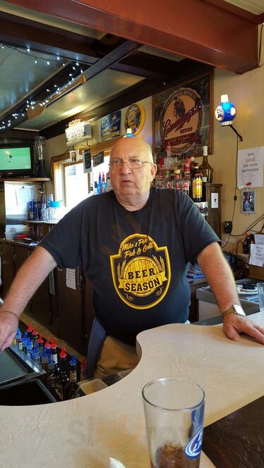 Mike's Port Pub & Grill