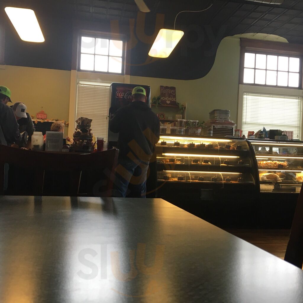 The Muffin Top Bakery And Deli