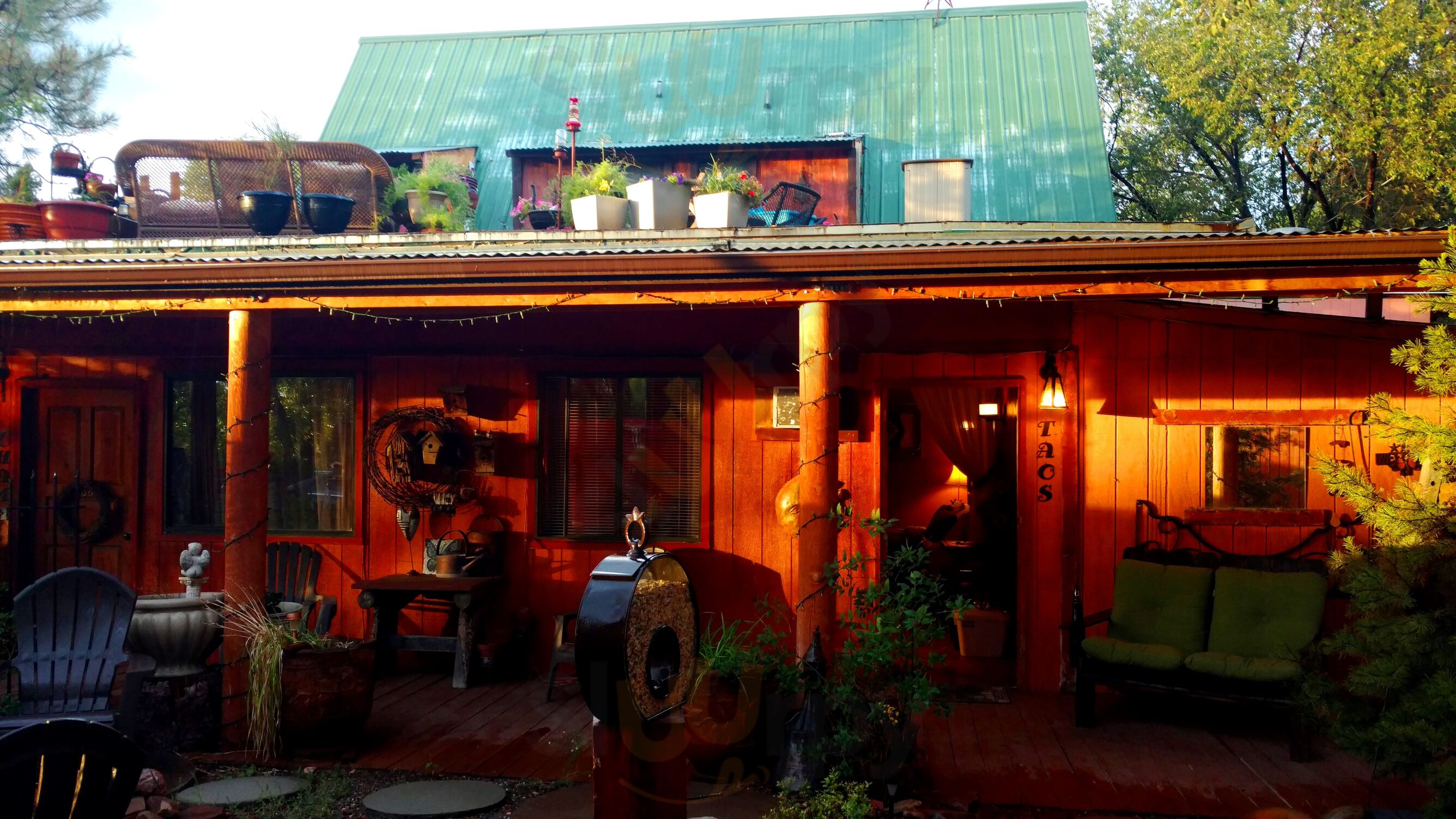 Taos Trail Inn Steak House And Brewery