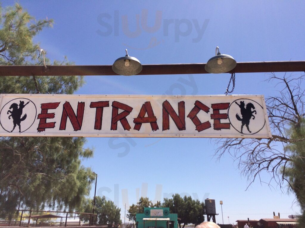 Dillon’s At Western Trails Ranch