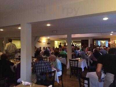 Chilmark Tavern