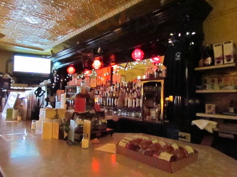Henry's Inn