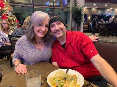 Chef Hog’s Oyster Bar & Grill