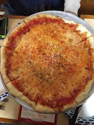 Louie & Ernie's Pizza