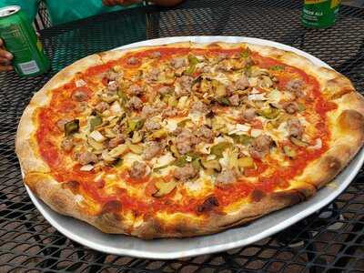 Louie & Ernie's Pizza