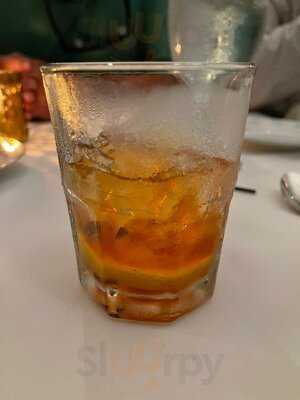 Buck's Restaurant & Bar