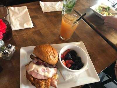 Crave Kitchen And Bar