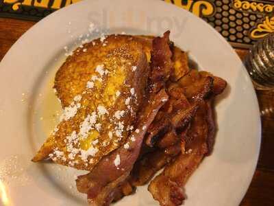 The Bee & The Biscuit