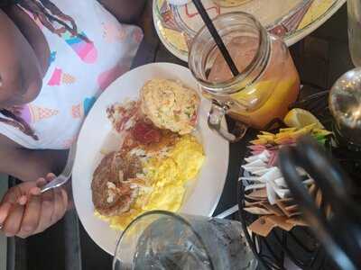 Miss Shirley's Cafe, Inner Harbor