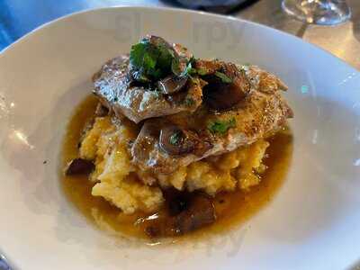 Iozzo's Garden Of Italy