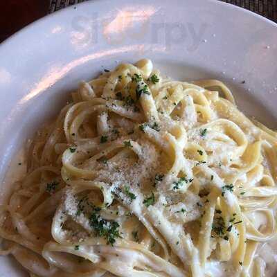 Oliva Italian Eatery