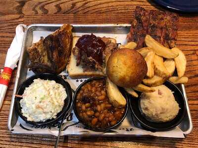 Famous Dave's Bar-b-que