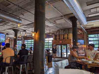 Masthead Brewing Co.