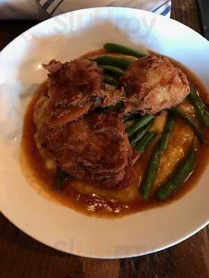 Chop Shop Casual Urban Eatery