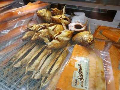 Famous 4th Street Delicatessen