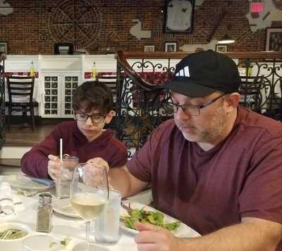 F & J Pine Restaurant