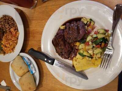 High Noon Restaurant & Saloon