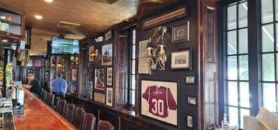 Mama's On The Half Shell