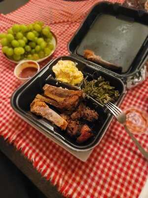 John Mull's Meats & Road Kill Grill